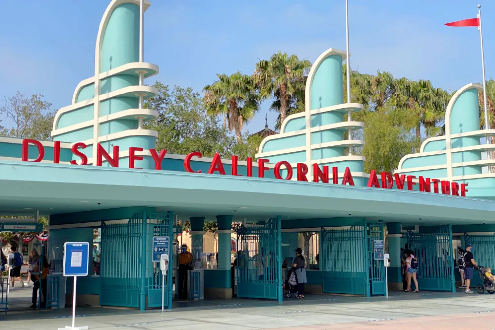 Theme Parks, Visit California