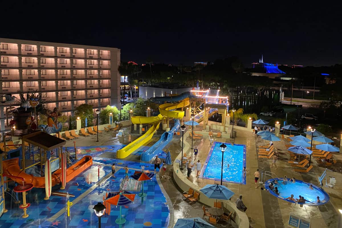 Courtyard Anaheim Theme Park Entrance Surfside Water Park and Pool