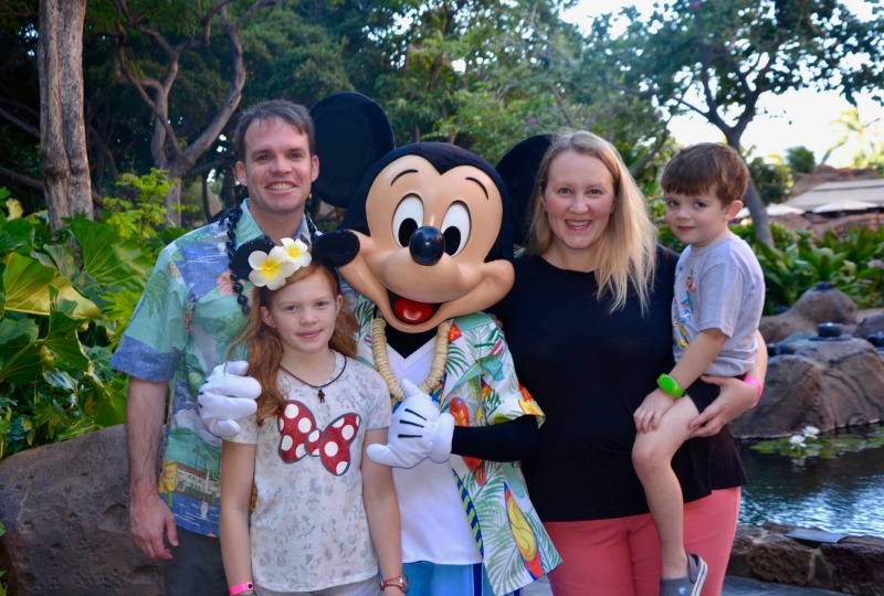 Disney Aulani Splurges - Makahiki Character Breakfast Mickey