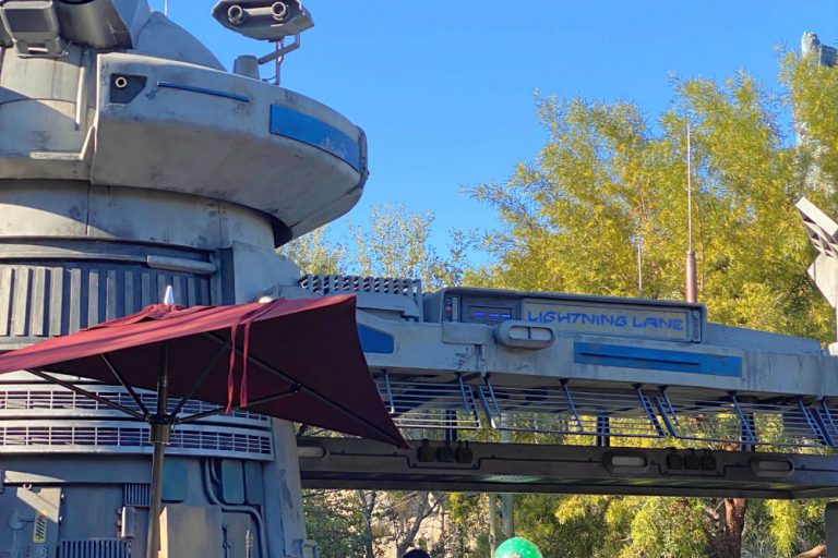 How to Ride Star Wars Rise of the Resistance Without the Wait in 2024