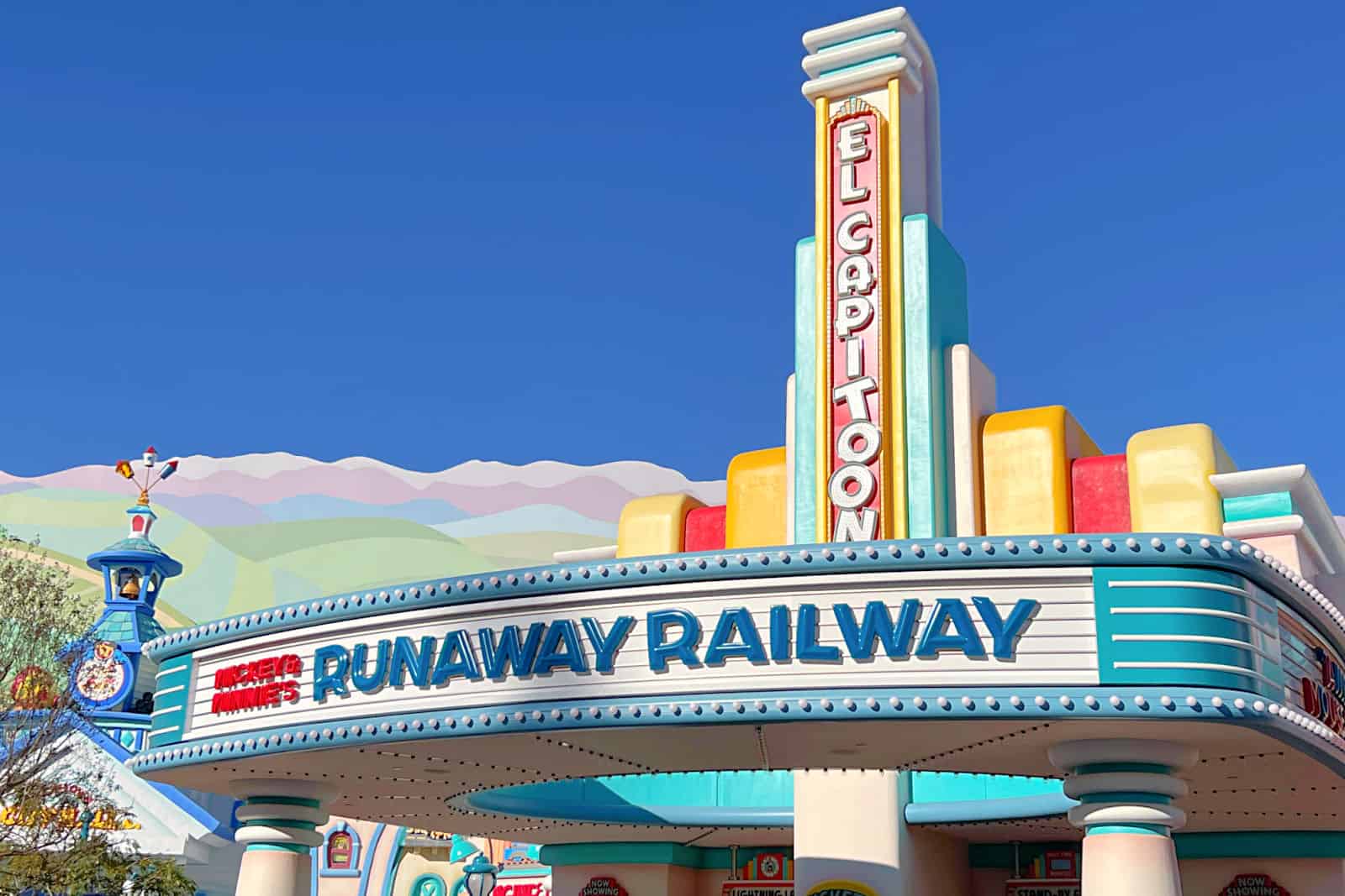 Exclusive Poster Series Celebrates Mickey & Minnie's Runaway Railway at  Disney's Hollywood Studios