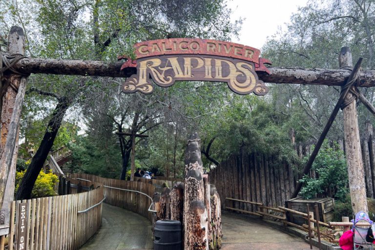 17 Must-Do Knott's Berry Farm Rides for Every Age - Trips With Tykes