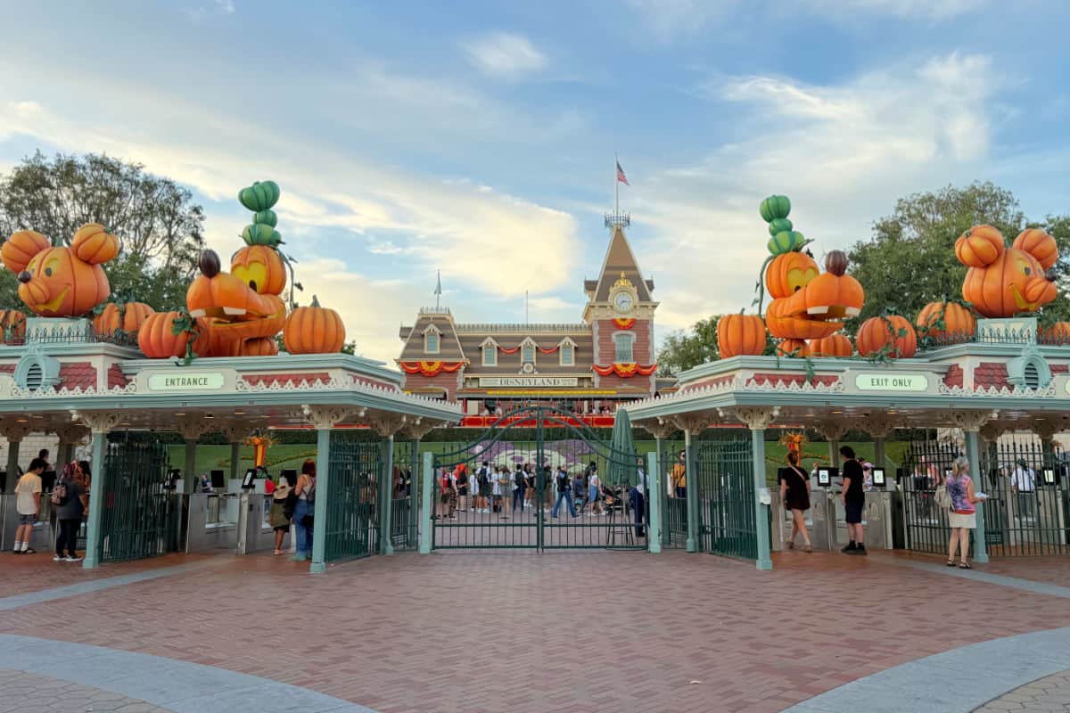 Disneyland Halloween Time Park Entrance