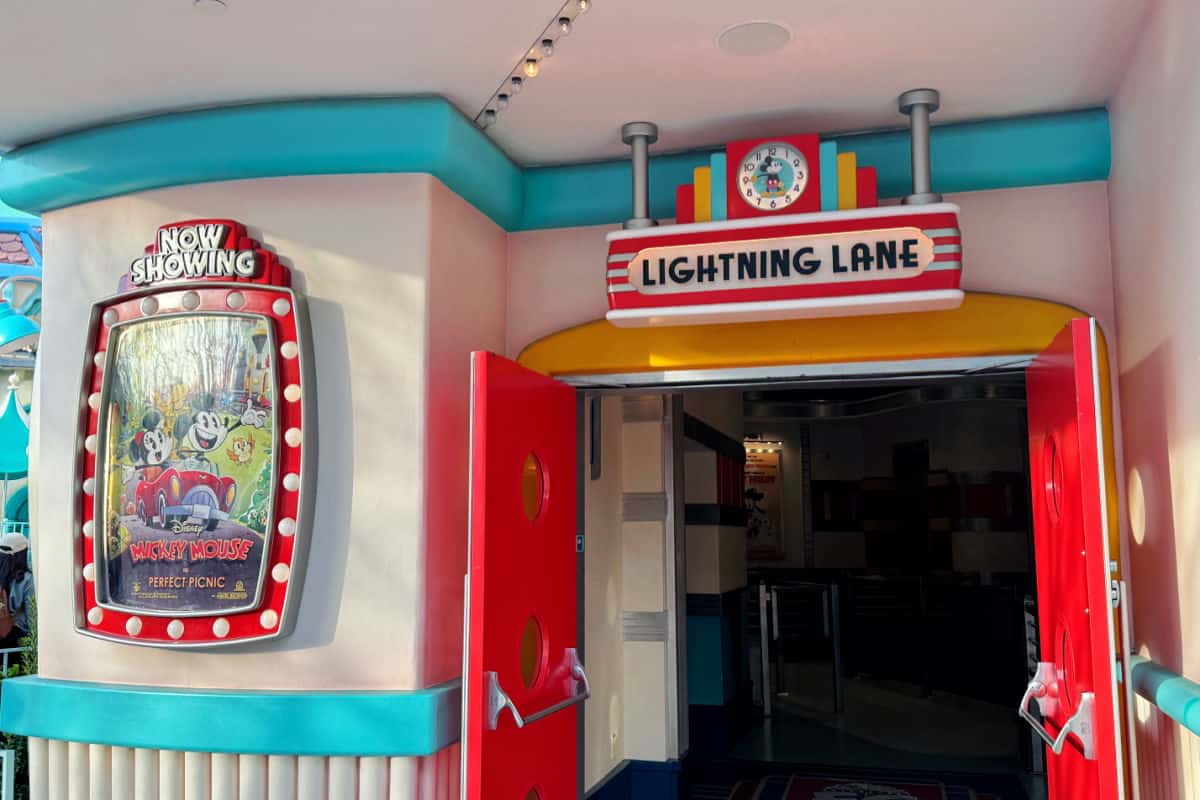 Lightning Lane for Mickey and Minnies Runaway Railway