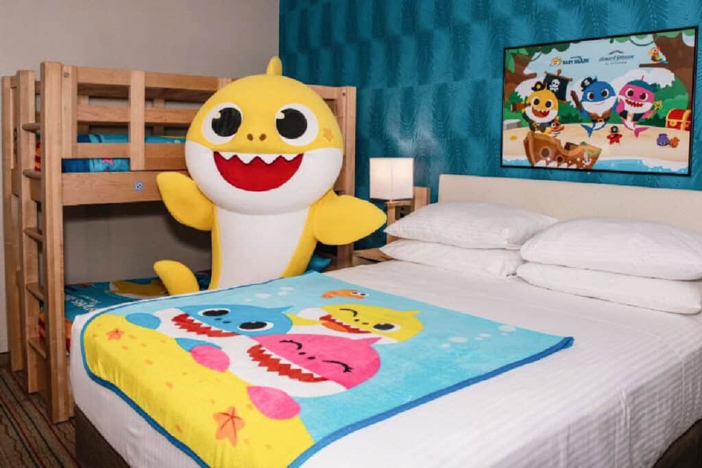 Baby Shark HoJo Anaheim Rooms