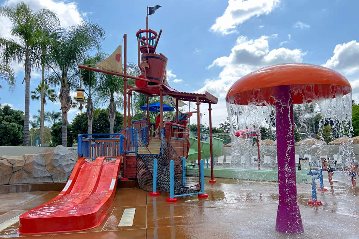 Hojo Anaheim Water Playground View