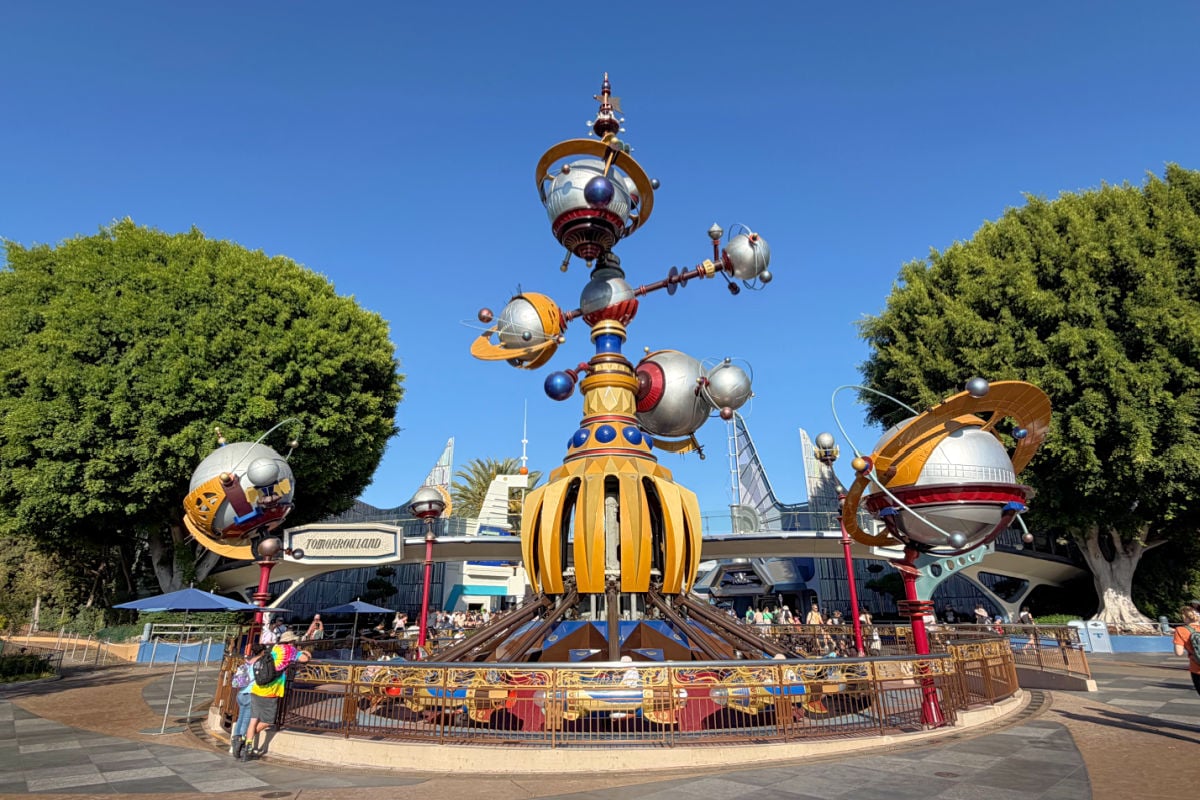 Disneyland Tomorrowland Entrance 2026
